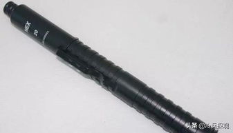 這把輕型甩棍很帥