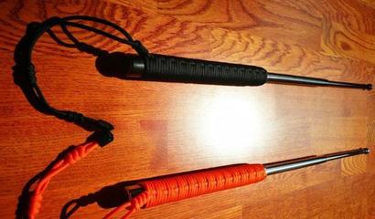 遼寧一出租車司機繞路被指責 持甩棍毆打乘客!被乘客奪棍反殺