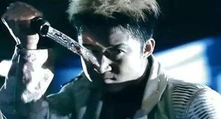 甩棍斷裂的背后 甄子丹與吳京的“拳拳到肉”是敬業還是過火？